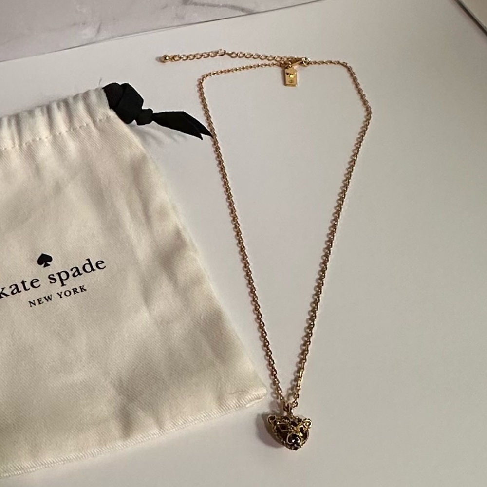 Title:
Kate Spade Gold-Tone Leopard Pendant Necklace | Like New
